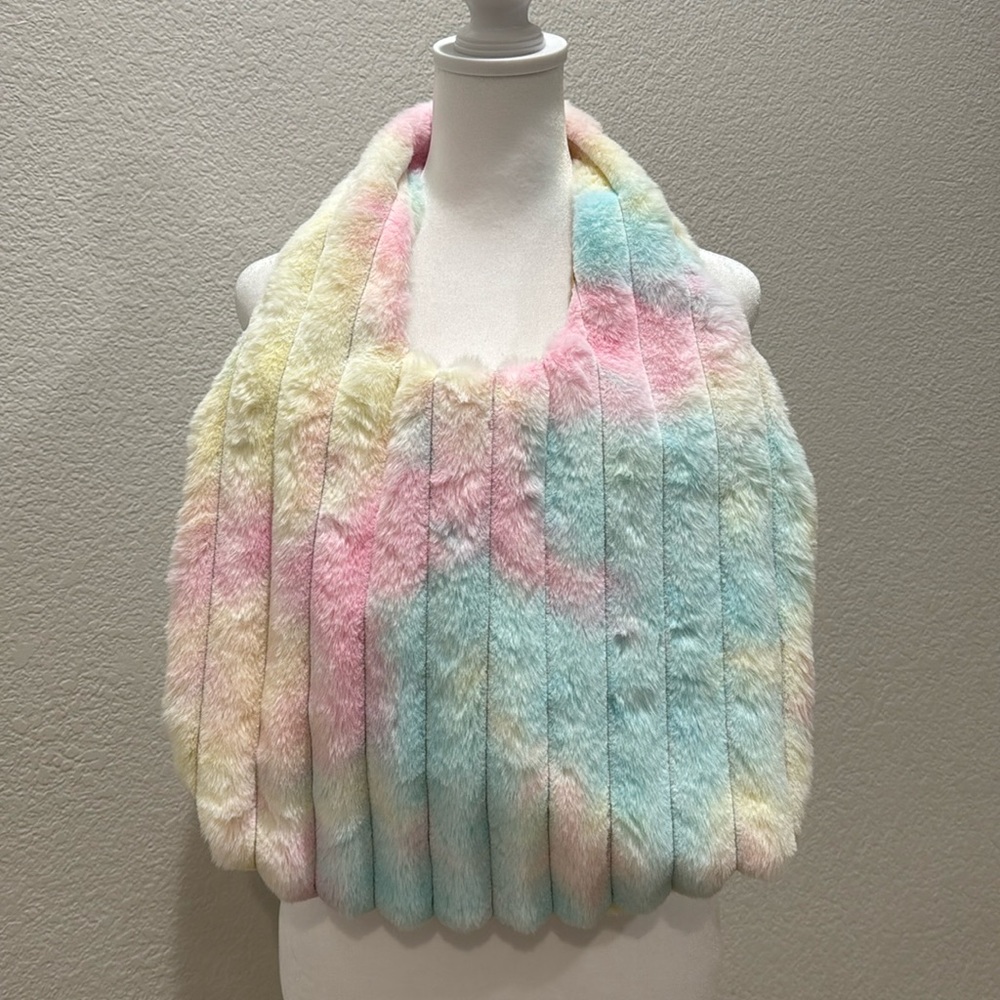 Women’s fuzzy rainbow pastel handbag - Picture 2 of 3